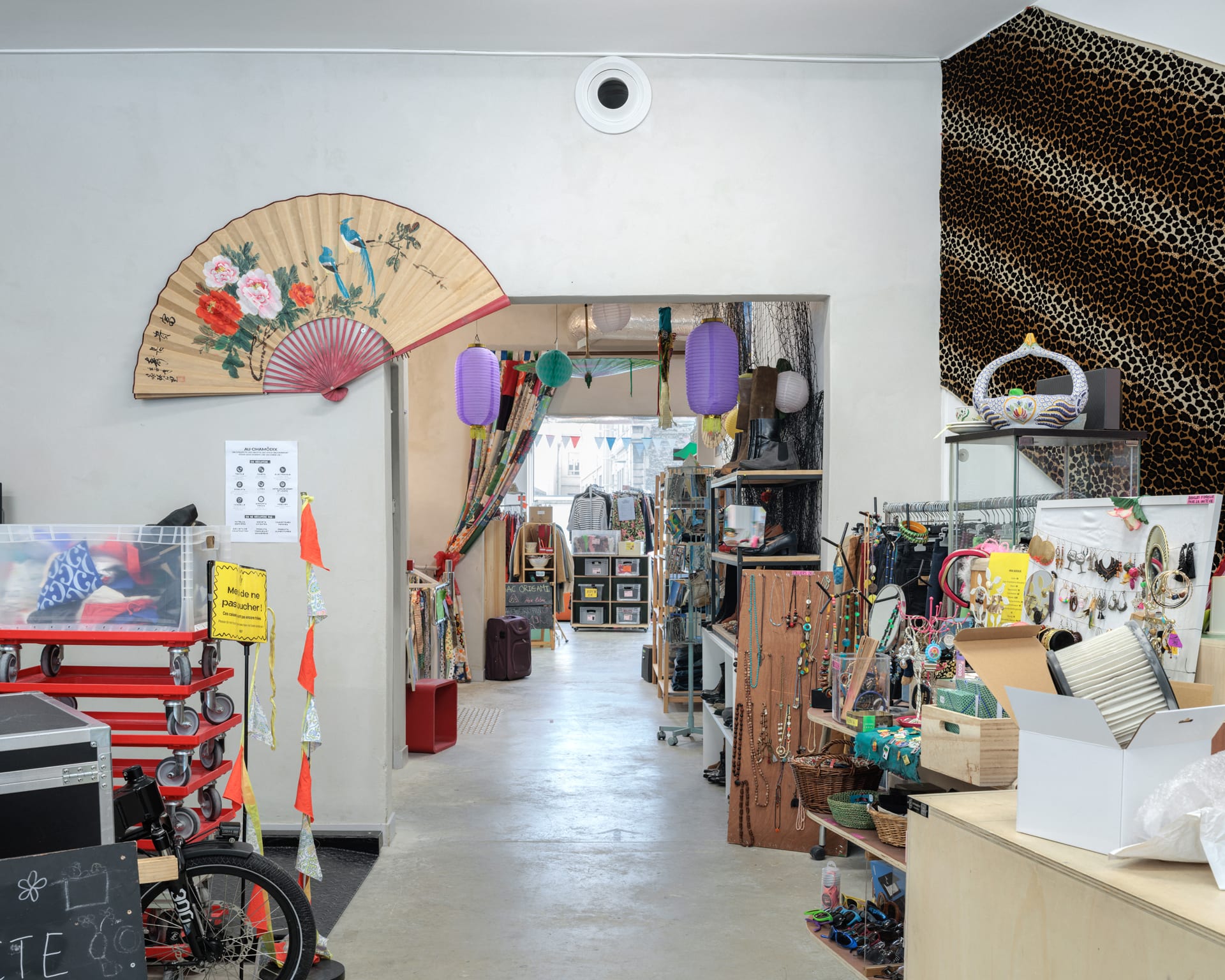onze appartements et une ressourcerie